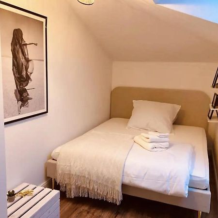Bali Home Stylische Wohnung Mit Terrasse Шенефельд Екстер'єр фото